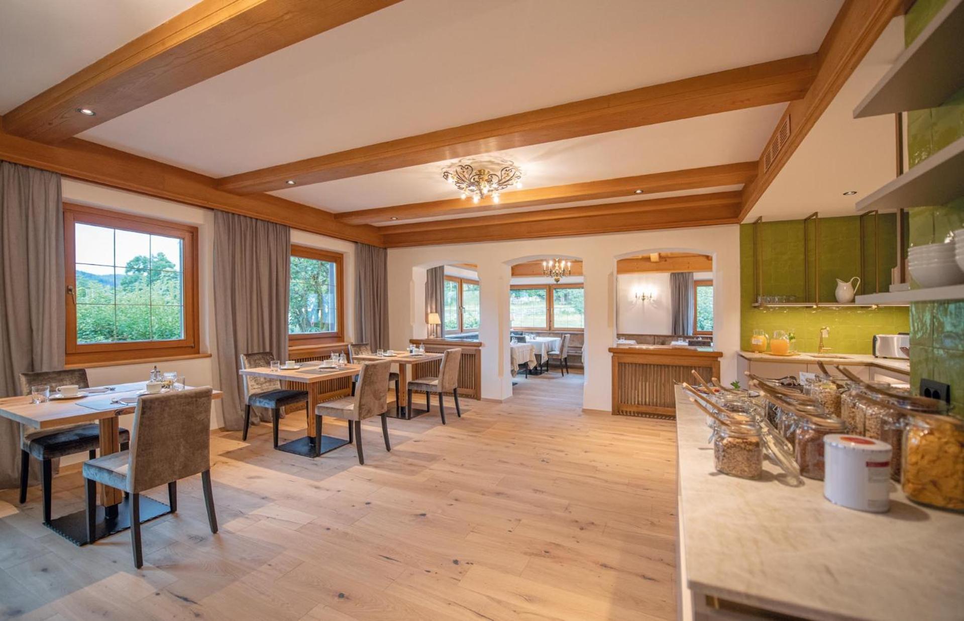 Aparthotel Hubertus Dolomites Fiè Exteriér fotografie