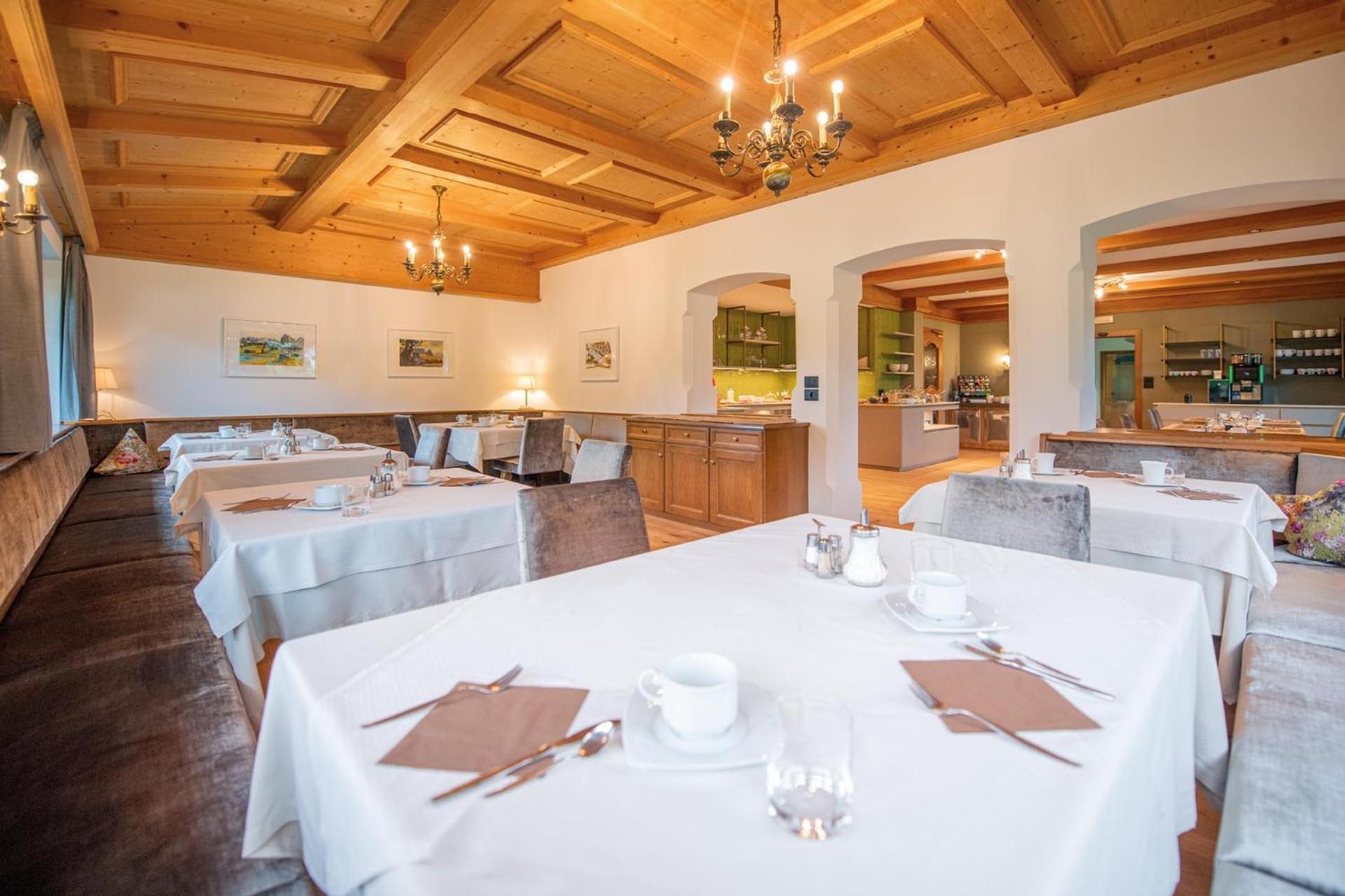 Aparthotel Hubertus Dolomites Fiè Exteriér fotografie
