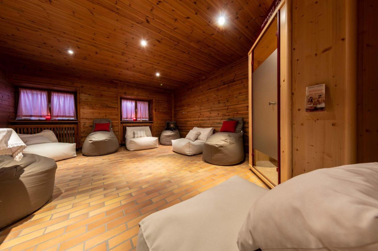 Aparthotel Hubertus Dolomites Fiè Exteriér fotografie